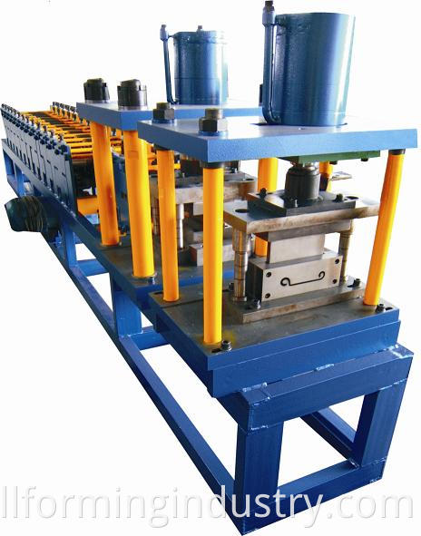 Common Roller Shutter Door Roll Forming Line Jpg